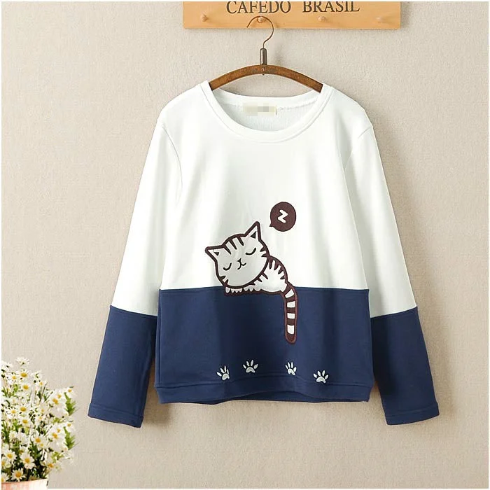 Cute cat embroidered sweater  PL21240