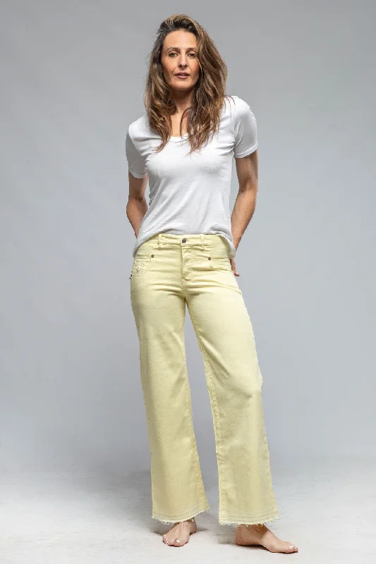 Elisa Open Hem Jean in Pale Yellow